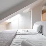 Lejlighed Modern 2bdrm Aprtm W Cinema & 2 Bathrooms