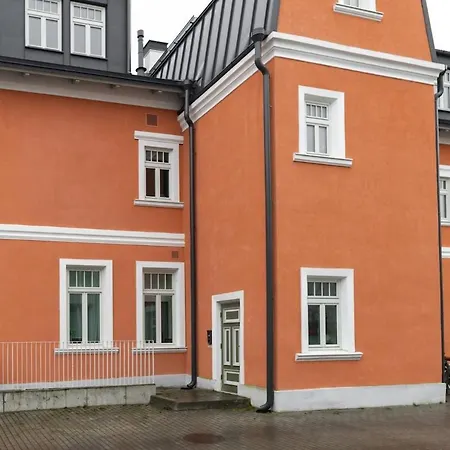 Modern 2bdrm Aprtm W Cinema & 2 Bathrooms *