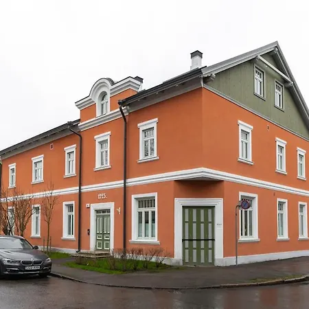 Modern 2bdrm Aprtm W Cinema & 2 Bathrooms Апартаменти Таллінн